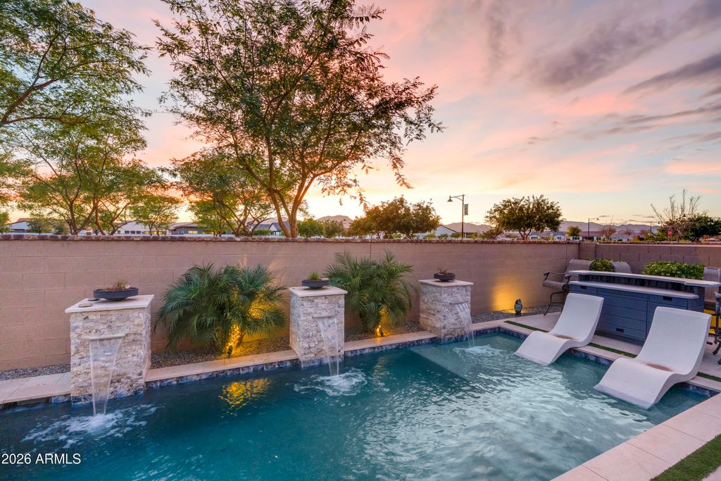 Image 65 of property listing at 10826 N SPEARFISH Street, Surprise, AZ 85388