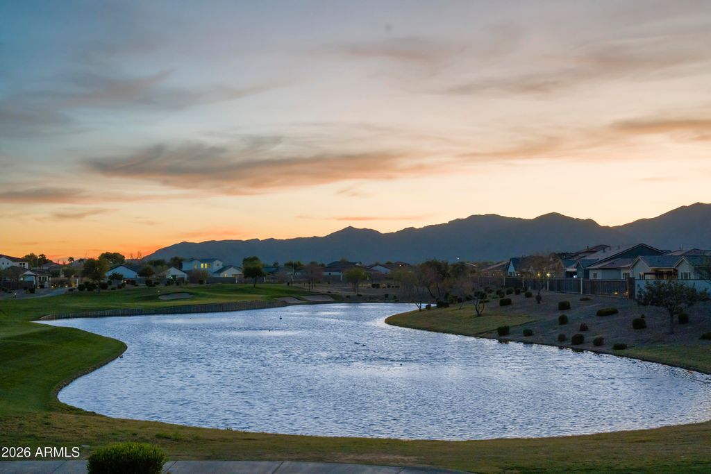 Image 67 of property listing at 10826 N SPEARFISH Street, Surprise, AZ 85388