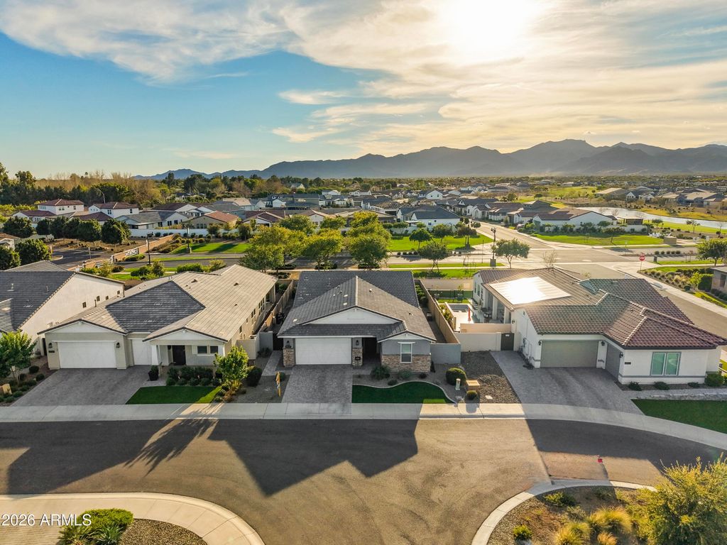 Image 70 of property listing at 10826 N SPEARFISH Street, Surprise, AZ 85388