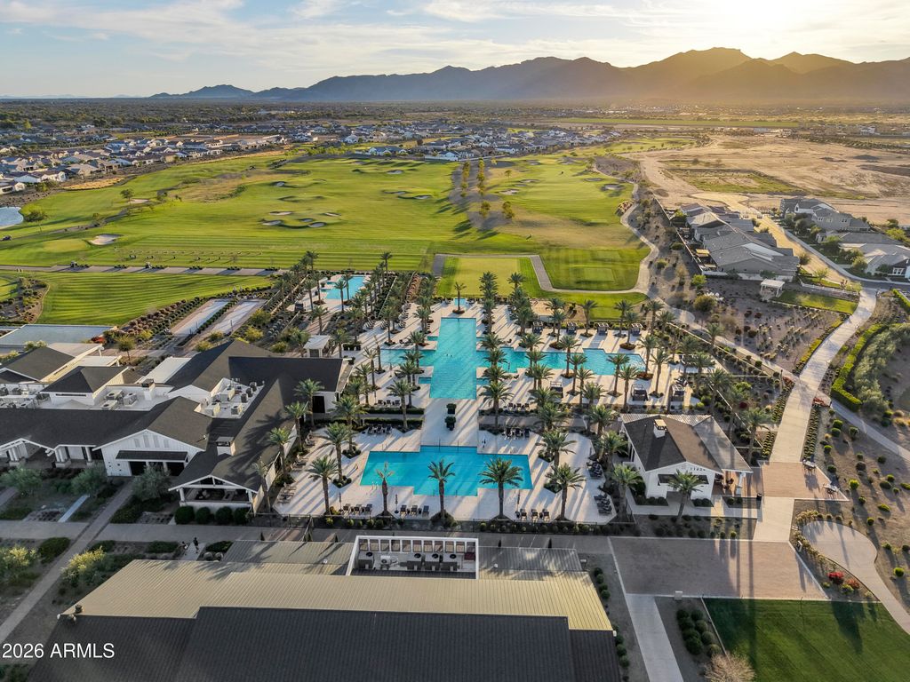 Image 74 of property listing at 10826 N SPEARFISH Street, Surprise, AZ 85388