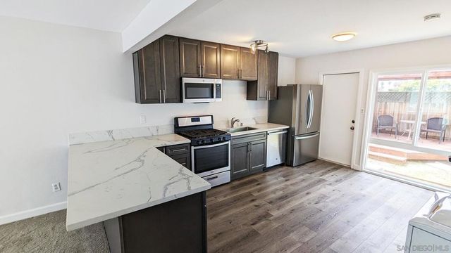 4905 Iroquois Ave, San Diego, CA 92117