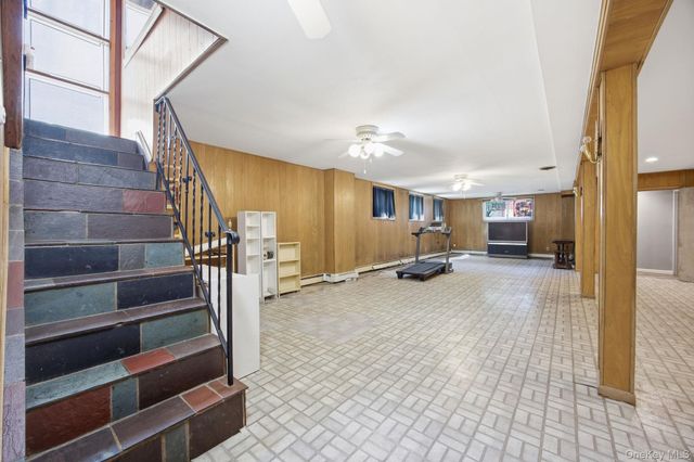 27 Whittier Drive, Searingtown, NY 11507