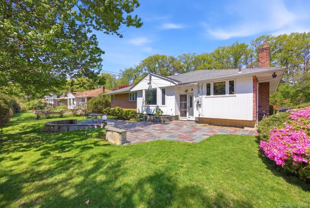 27 Whittier Drive, Searingtown, NY 11507