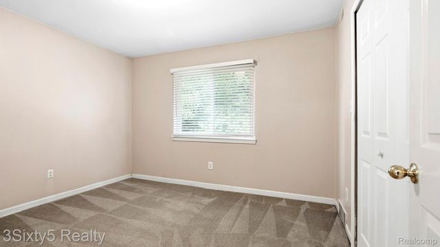 1702 Fort Street 4, Trenton, MI 48183