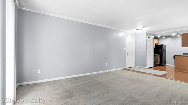 1702 Fort Street 4, Trenton, MI 48183