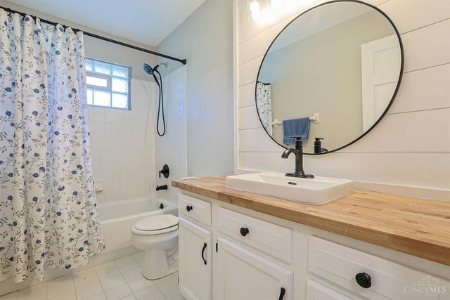 3180 Tuscarora Court, Fairfield Twp, OH 45011