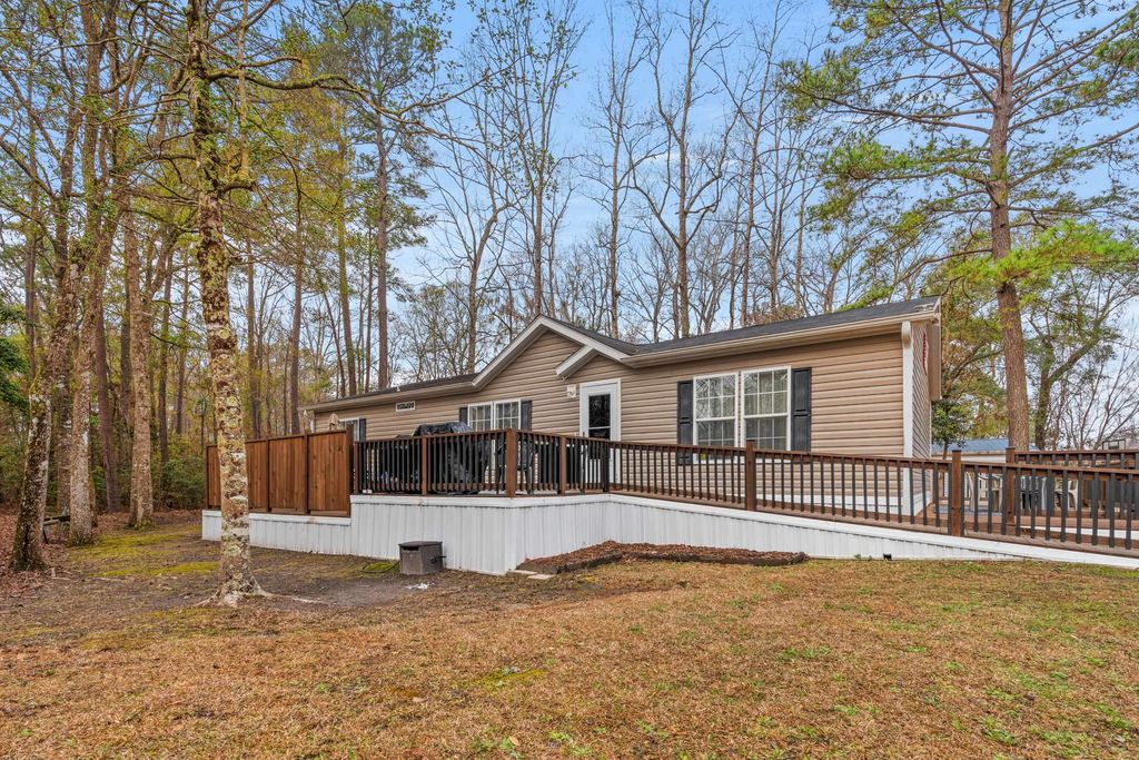 9432 Greenwing Dr., Murrells Inlet, SC 29576