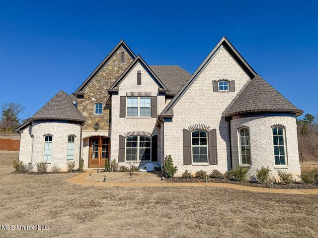 224 Poplar Lane, Holly Springs, MS 38635