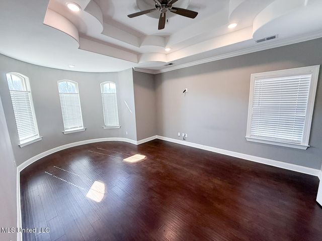 224 Poplar Lane, Holly Springs, MS 38635