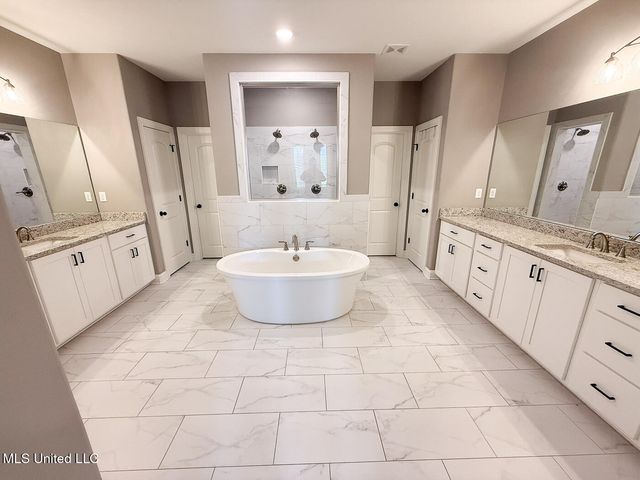 224 Poplar Lane, Holly Springs, MS 38635