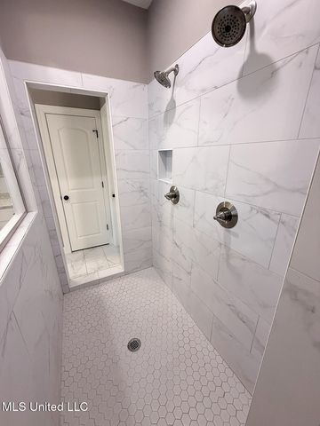 224 Poplar Lane, Holly Springs, MS 38635