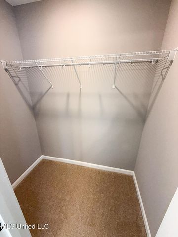 224 Poplar Lane, Holly Springs, MS 38635