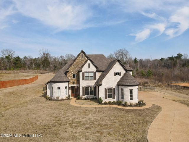 224 Poplar Lane, Holly Springs, MS 38635