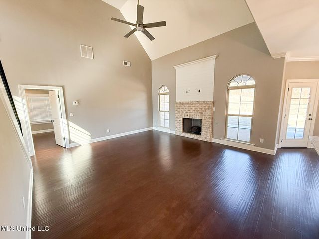 224 Poplar Lane, Holly Springs, MS 38635
