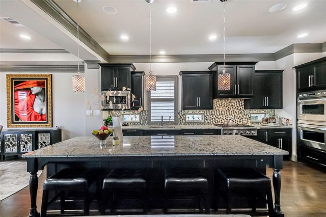 1014 Old Oyster Trail, Sugar Land, TX 77478