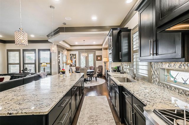 1014 Old Oyster Trail, Sugar Land, TX 77478