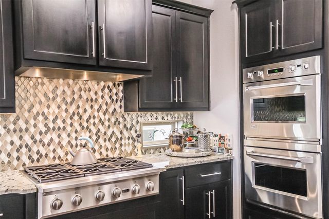 1014 Old Oyster Trail, Sugar Land, TX 77478