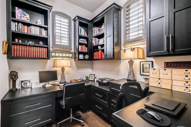 1014 Old Oyster Trail, Sugar Land, TX 77478