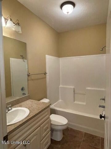 114 Silver Ridge Lane, Pearl, MS 39208