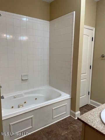 114 Silver Ridge Lane, Pearl, MS 39208