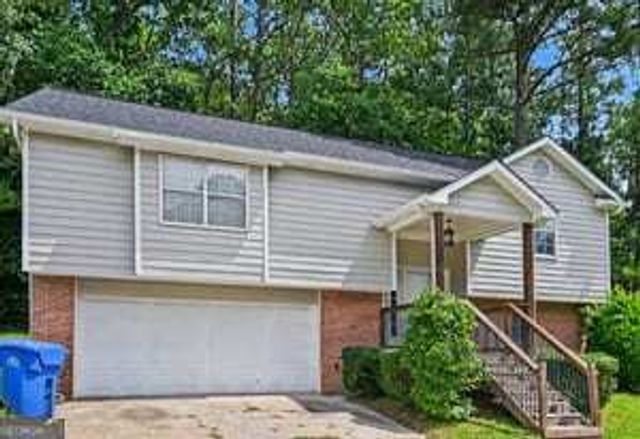 2102 Sandtree Court SW, Atlanta, GA 30331