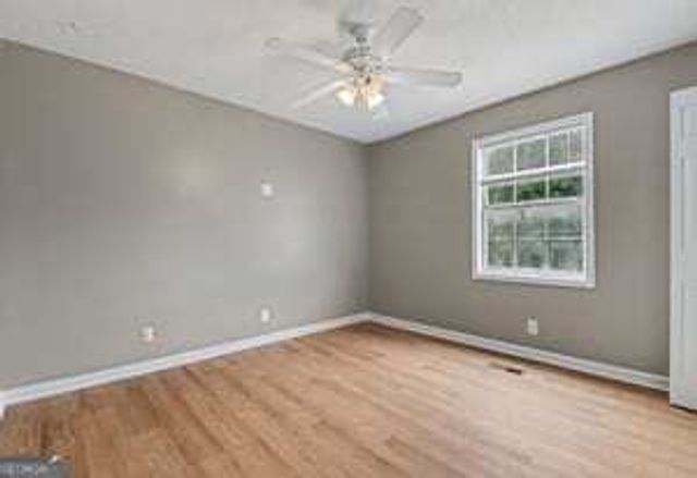 2102 Sandtree Court SW, Atlanta, GA 30331