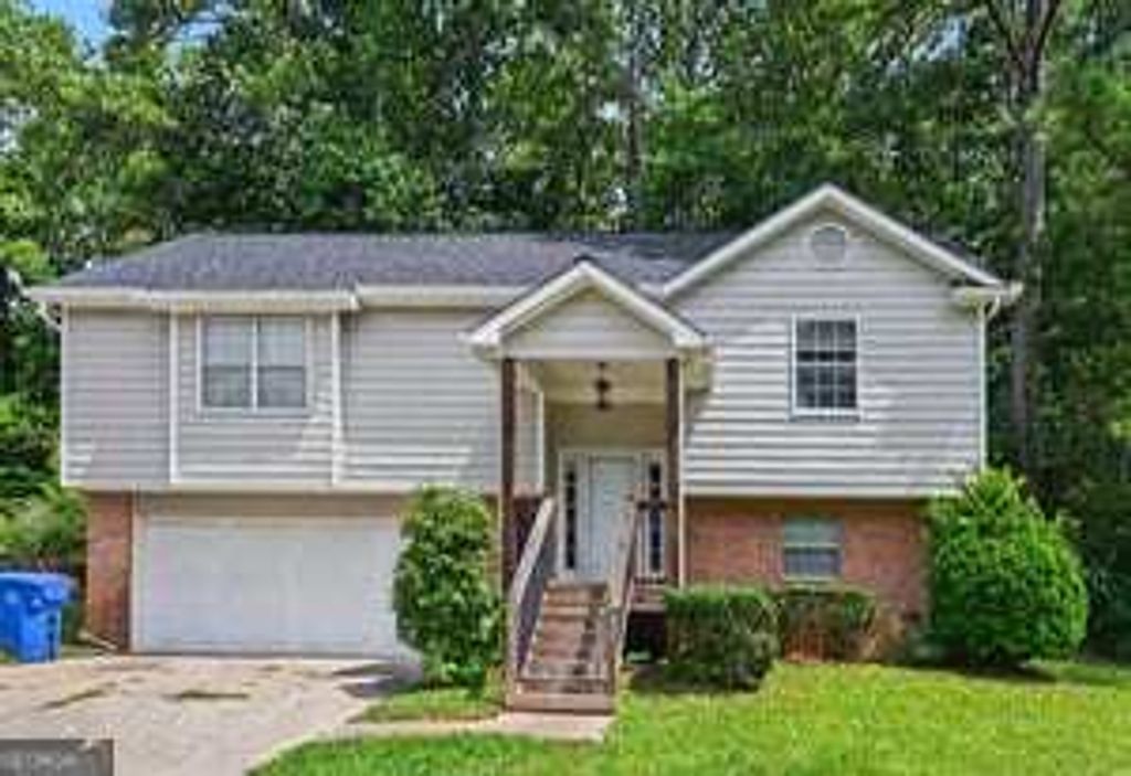2102 Sandtree Court SW, Atlanta, GA 30331