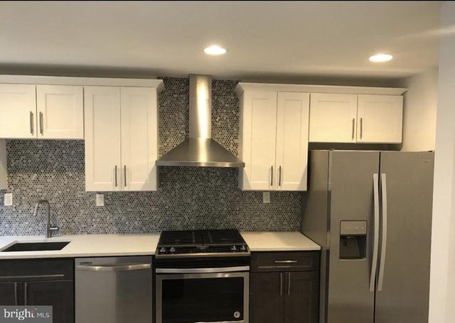 1540 E TULPEHOCKEN ST, Philadelphia, PA 19138