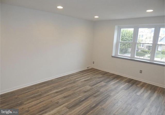 1540 E TULPEHOCKEN ST, Philadelphia, PA 19138