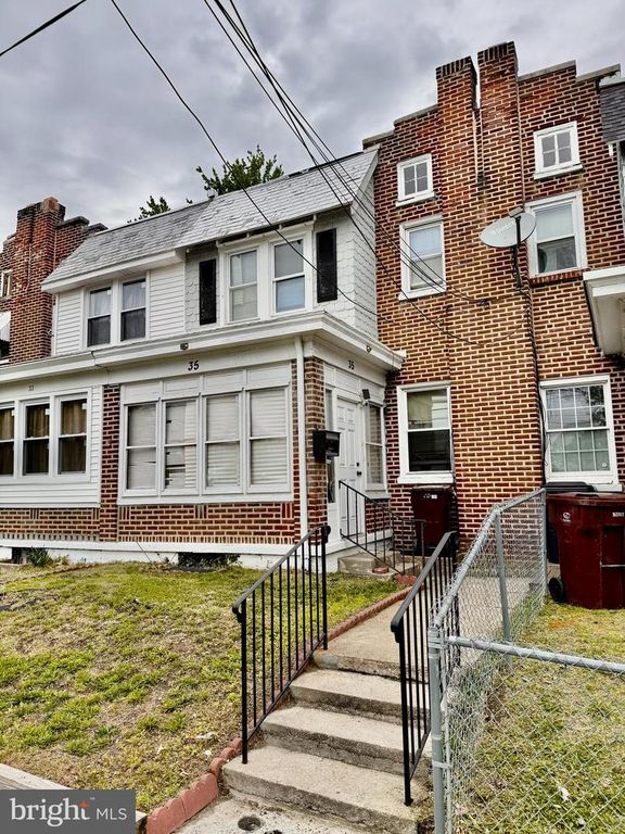 35 E 30TH ST, Wilmington, DE 19802