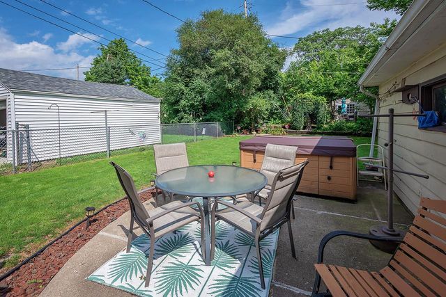 332 S 60th STREET, Milwaukee, WI 53214