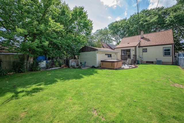 332 S 60th STREET, Milwaukee, WI 53214