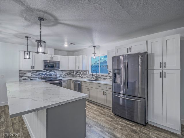 5320 Holmby Avenue, Las Vegas, NV 89146