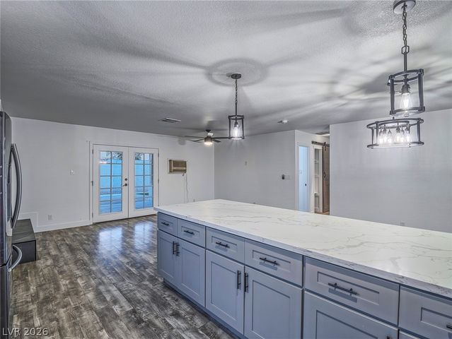 5320 Holmby Avenue, Las Vegas, NV 89146