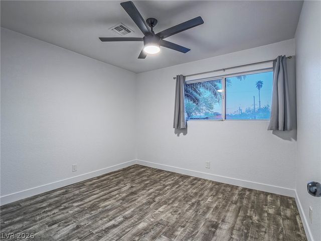 5320 Holmby Avenue, Las Vegas, NV 89146