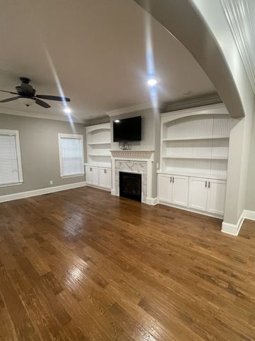 219 Waterloo St, Lawrenceburg, TN 38464