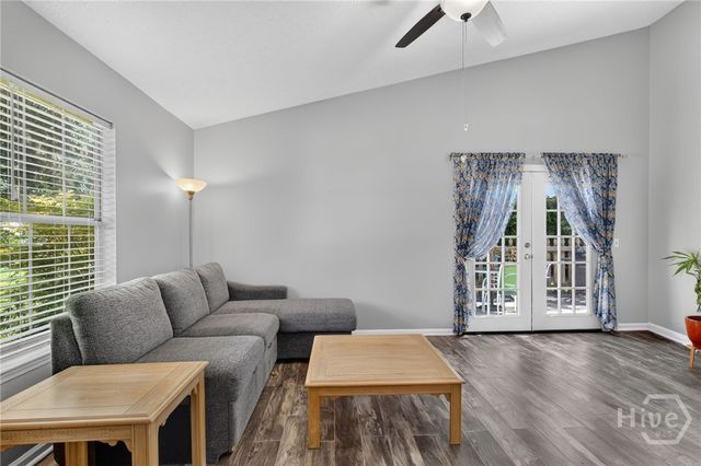 107 W White Hawthorne Drive, Savannah, GA 31419