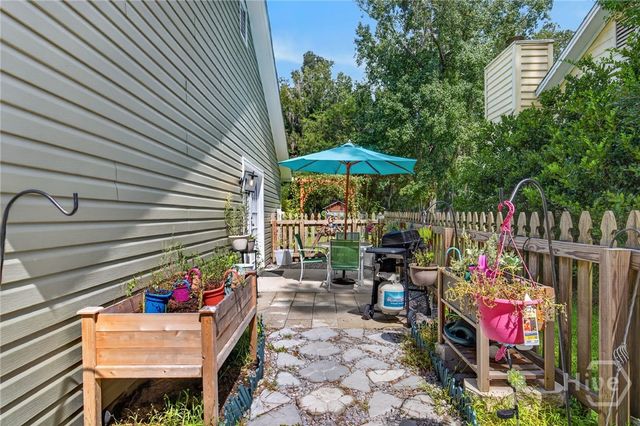 107 W White Hawthorne Drive, Savannah, GA 31419