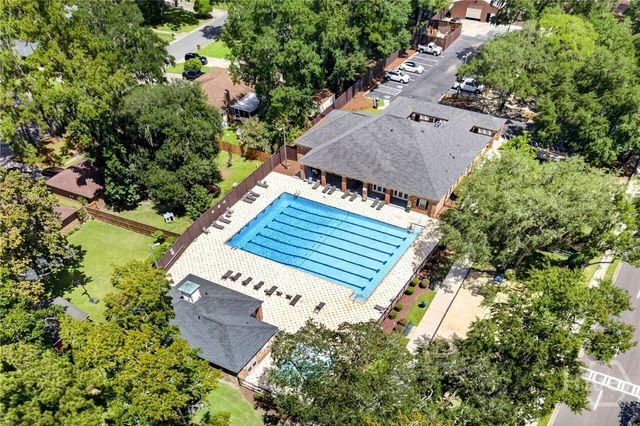 107 W White Hawthorne Drive, Savannah, GA 31419