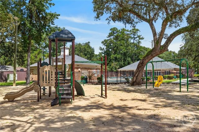 107 W White Hawthorne Drive, Savannah, GA 31419