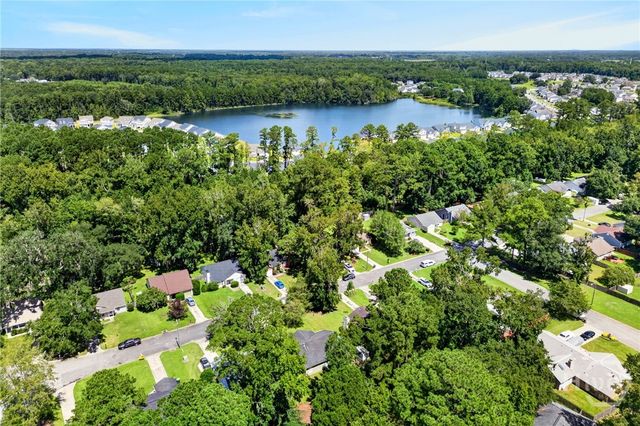 107 W White Hawthorne Drive, Savannah, GA 31419