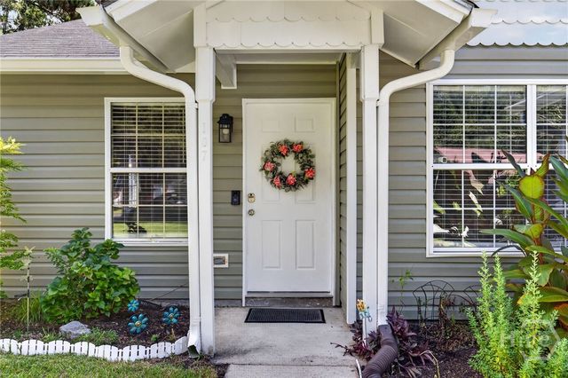 107 W White Hawthorne Drive, Savannah, GA 31419