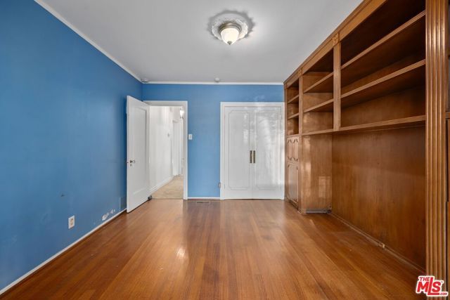 9044 Elevado Street, West Hollywood, CA 90069