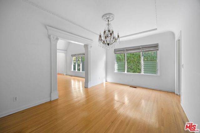 9044 Elevado Street, West Hollywood, CA 90069