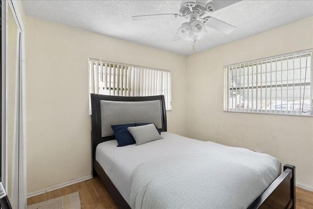 4290 NW 49th Terrace NW, Lauderdale Lakes, FL 33319