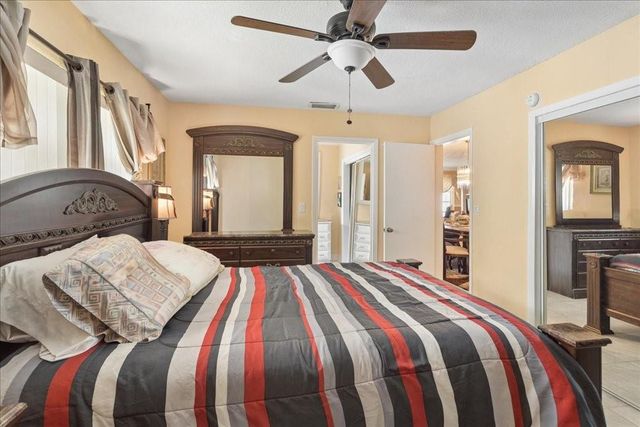 4290 NW 49th Terrace NW, Lauderdale Lakes, FL 33319