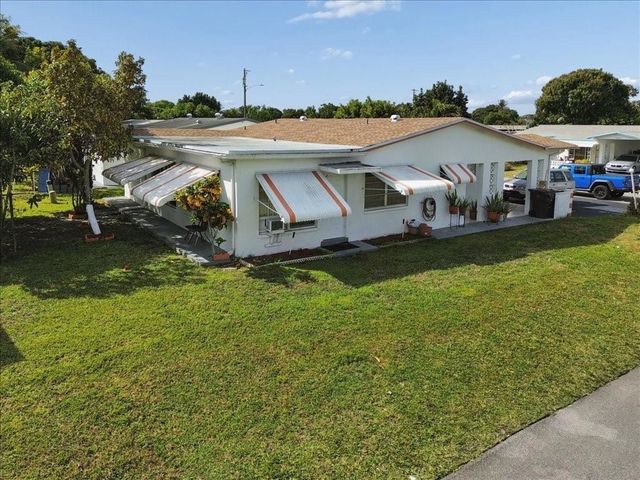 4290 NW 49th Terrace NW, Lauderdale Lakes, FL 33319