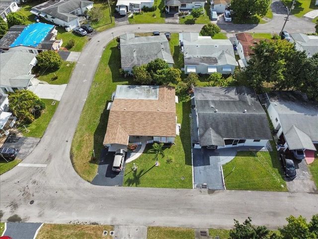 4290 NW 49th Terrace NW, Lauderdale Lakes, FL 33319