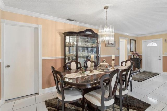 4290 NW 49th Terrace NW, Lauderdale Lakes, FL 33319