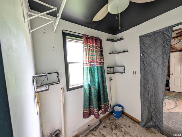 303 WAGNER Street, Washington, IL 61571